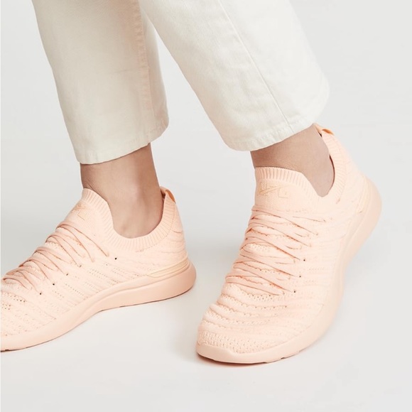 APL ♡ Techloom Wave Sneakers in Faded Peach - Picture 6 of 14